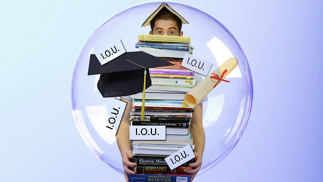 1662097839813892.png student-loan-debt-g6d191b0e8_640.png