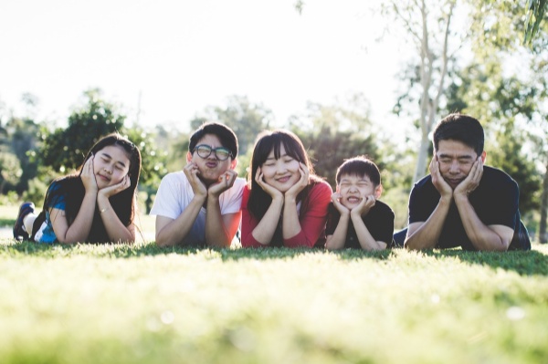 1715931204190338.jpg family-1599826_1280.jpg